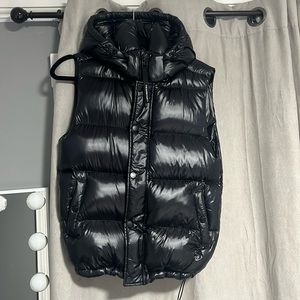 Black Super Puff Vest